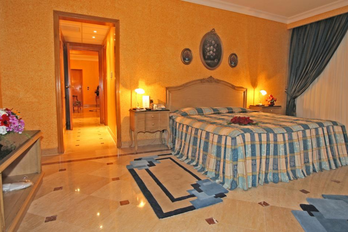 SEA STAR BEAU RIVAGE