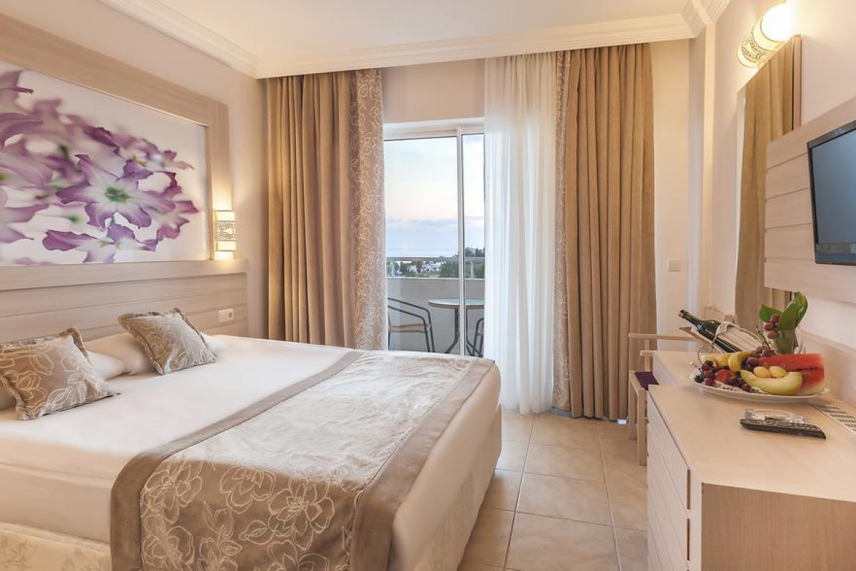 SEADEN COROLLA HOTEL