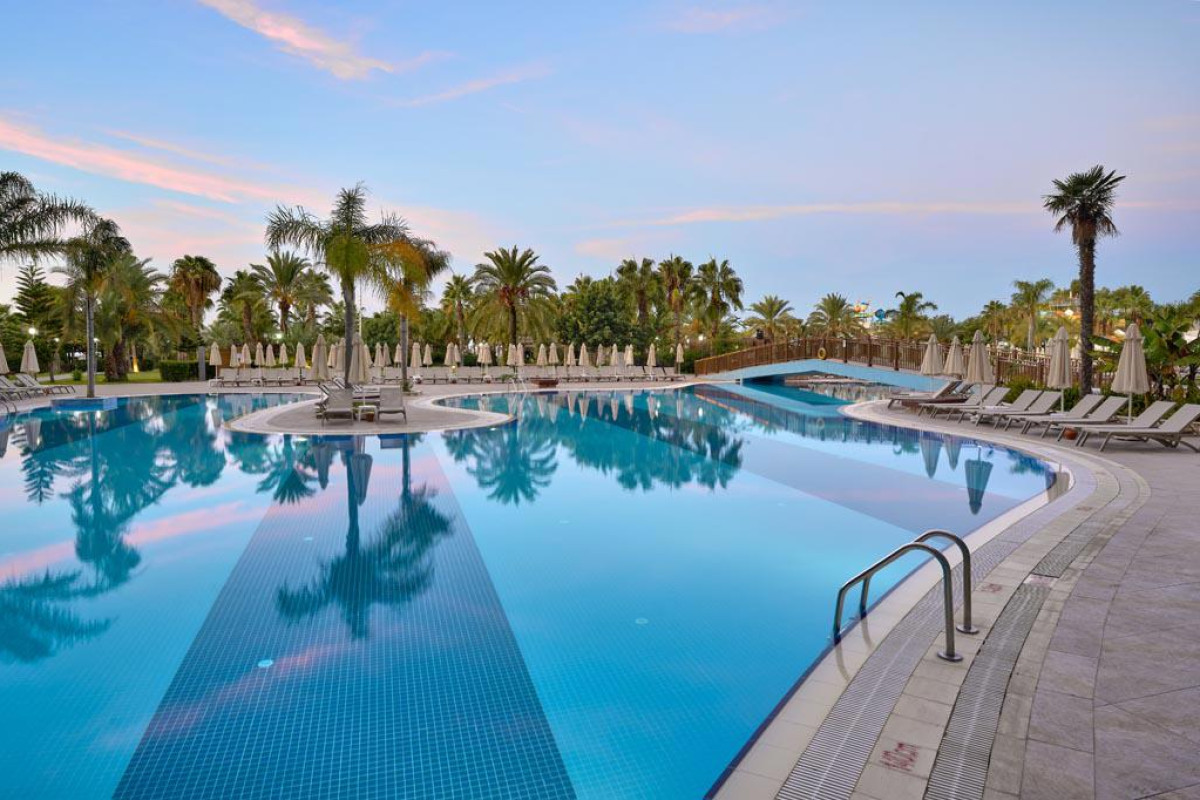 SEADEN SEA PLANET RESORT & SPA