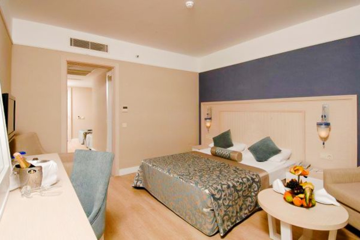 SEAMELIA BEACH RESORT HOTEL & SPA