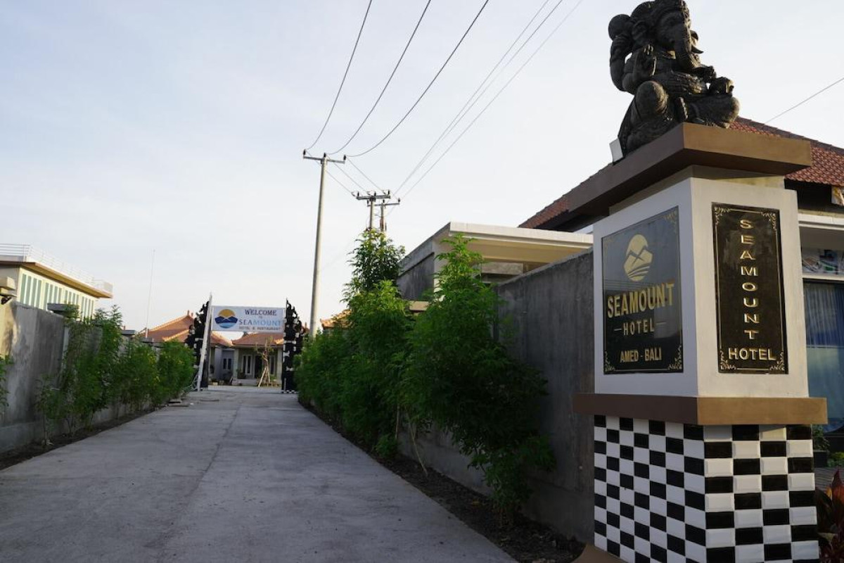 Seamount Hotel