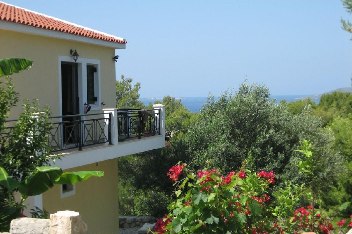 SEAPINE STUDIOS