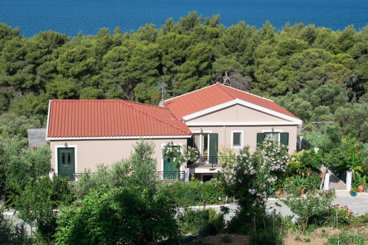 SEAPINE STUDIOS