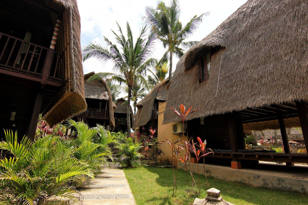 Secret Point Huts