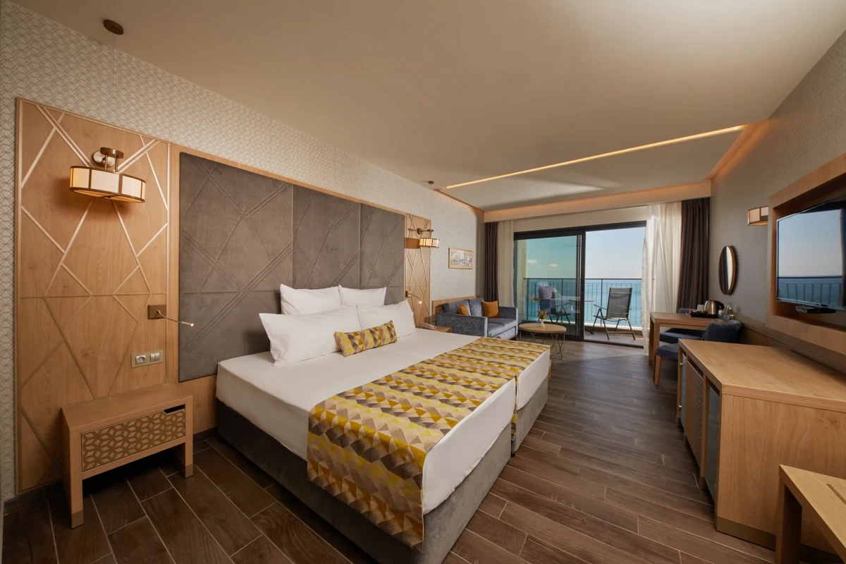 SECRETS SUNNY BEACH RESORT AND SPA - ADULTS ONLY 18+