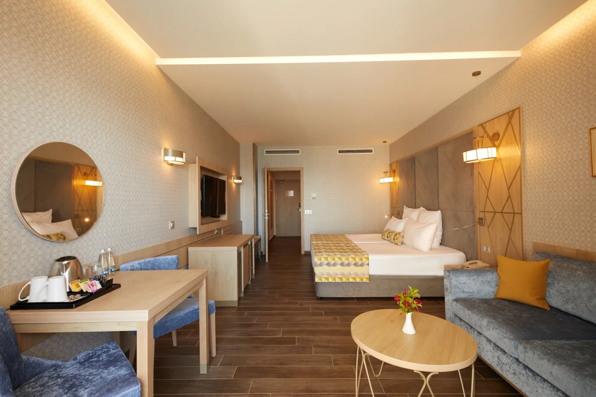 SECRETS SUNNY BEACH RESORT AND SPA - ADULTS ONLY 18+
