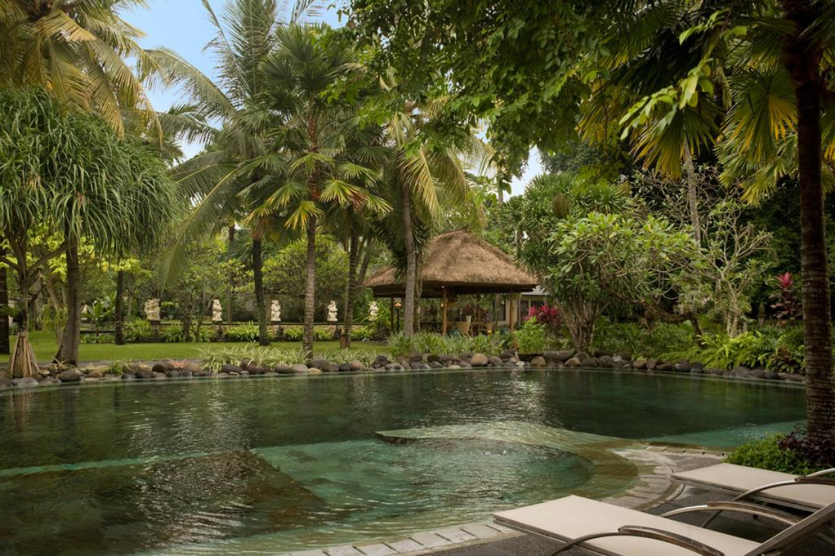 Segara Village Hotel