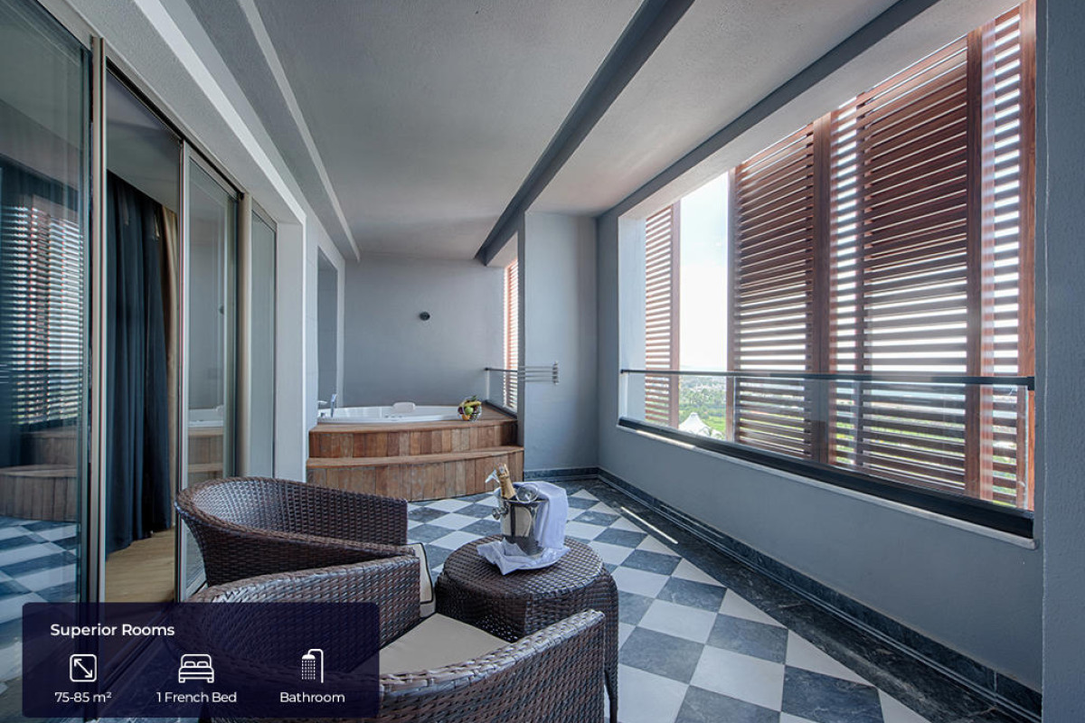 SELECTUM LUXURY RESORT