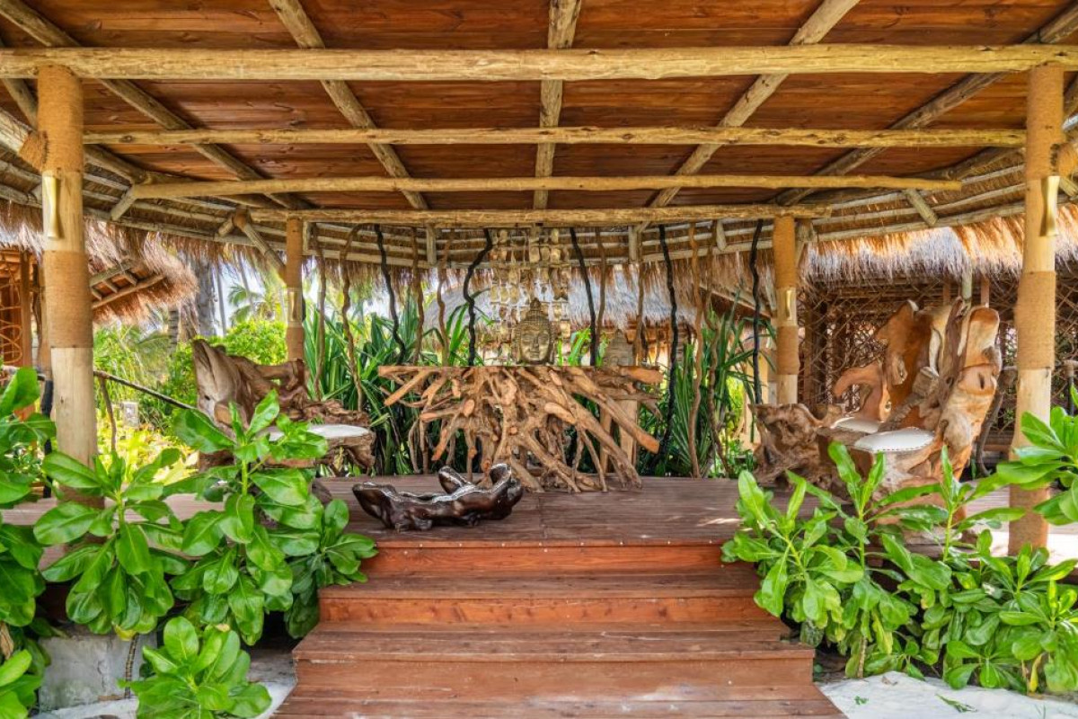 Sensations Eco-Chic Hotel