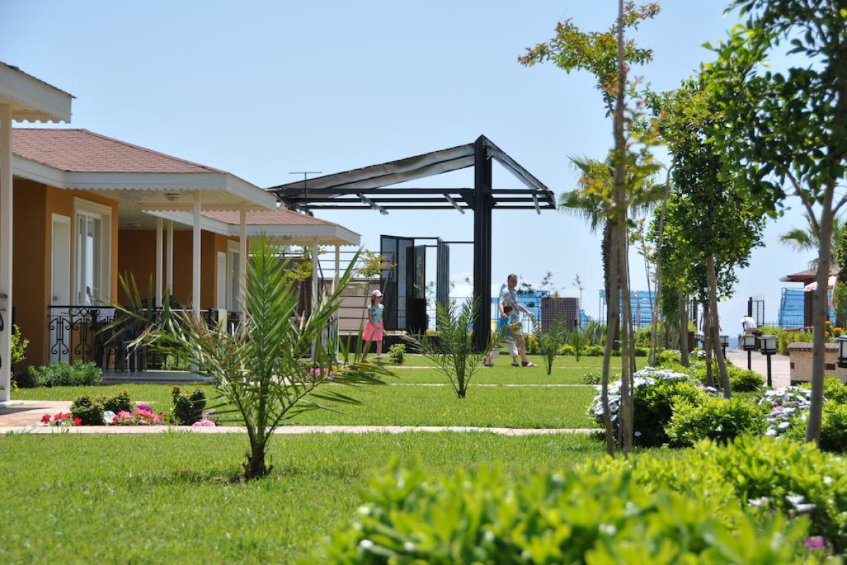 INOVA BEACH HOTEL