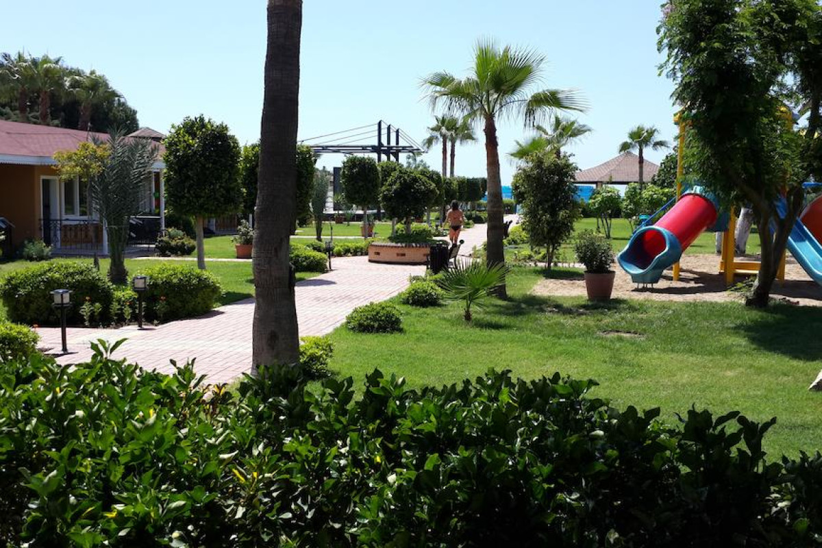 INOVA BEACH HOTEL