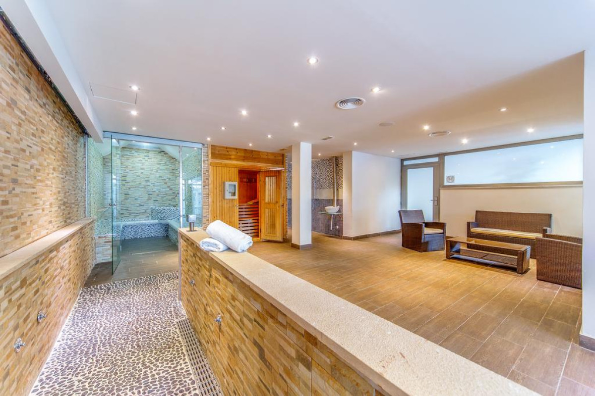 SERAMAR HOTEL & APARTAMENTOS SUNNA PARK
