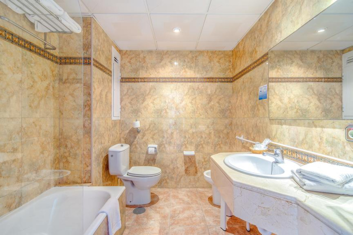 SERAMAR HOTEL & APARTAMENTOS SUNNA PARK