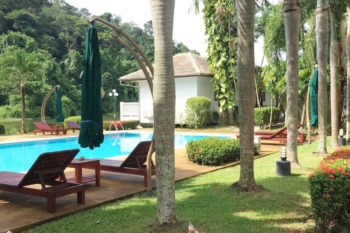 Serenity Lakeside Resort