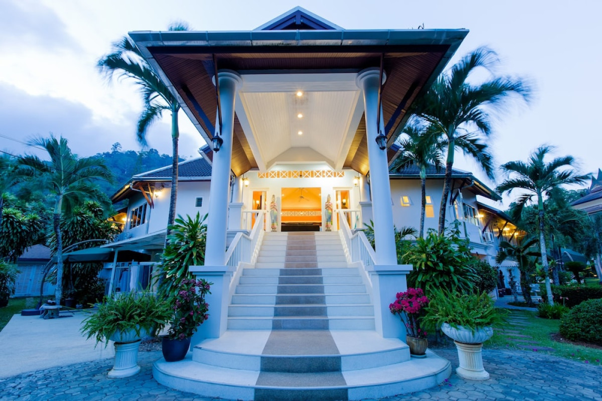 Serenity Lakeside Resort