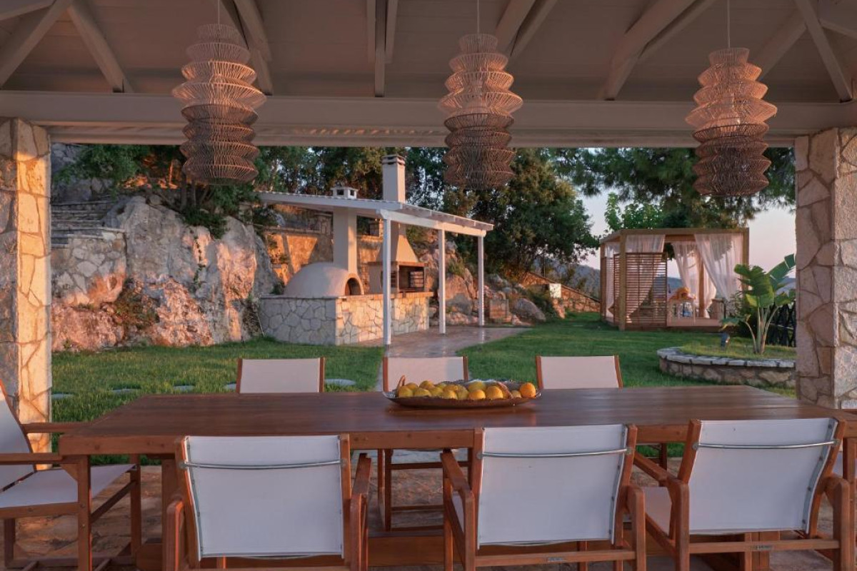 SERENUS LUXURY VILLA