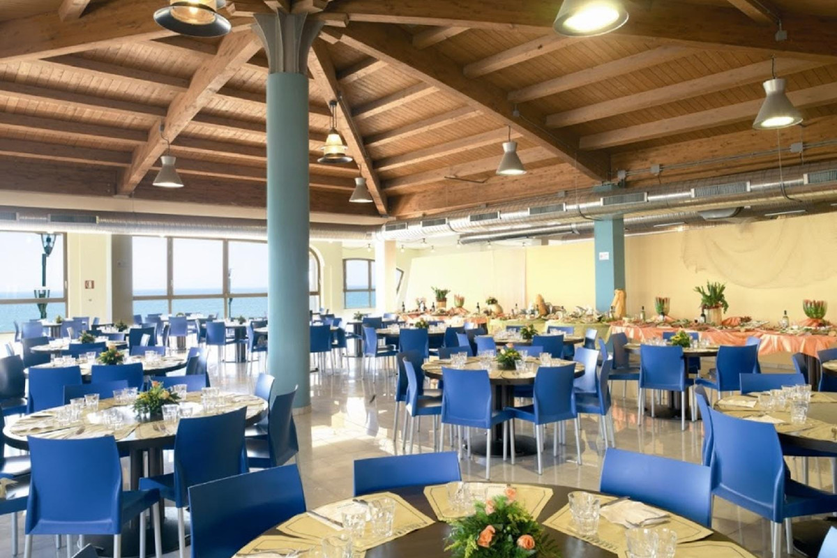 Serenusa Resort