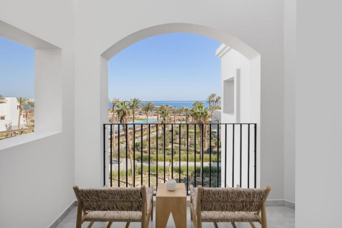 Serry Beach Resort