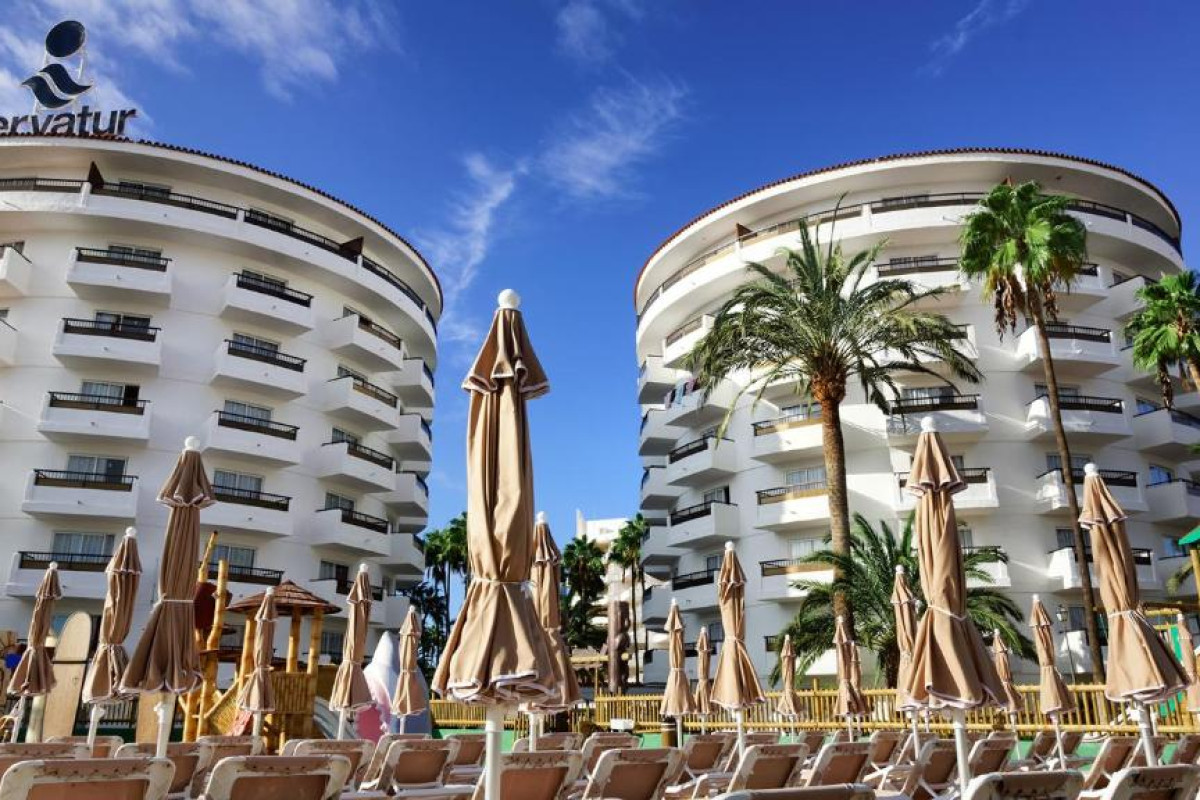 Hotel Servatur Waikiki