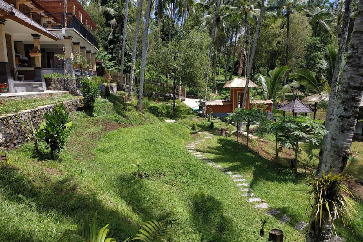 Sesandan Garden