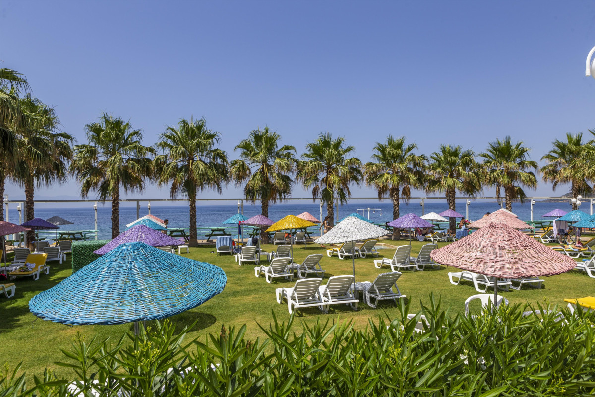 HOTEL GRAND EFE