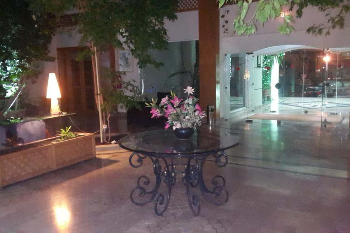 Shell Beach & Spa