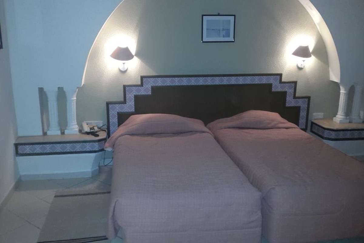 Shell Beach & Spa