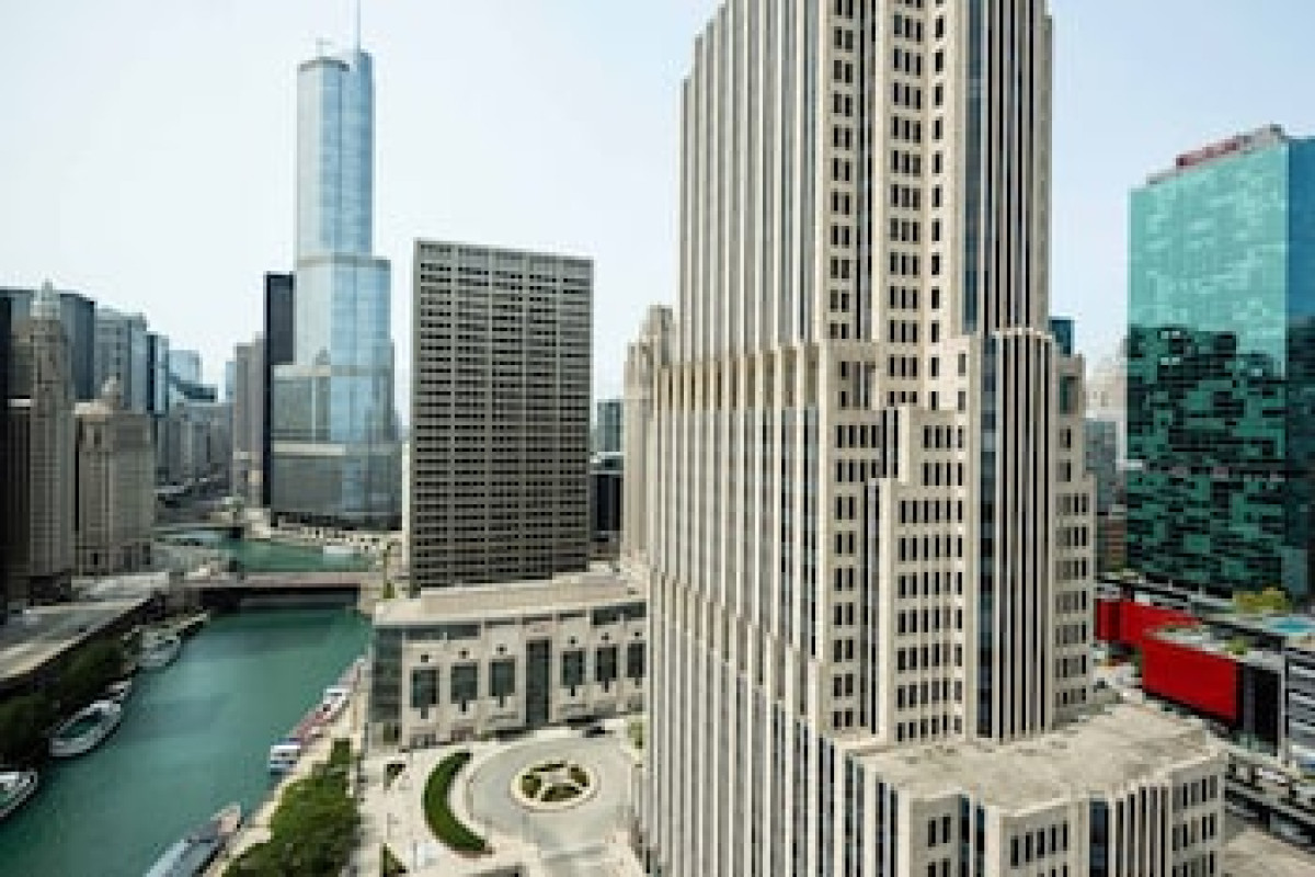 SHERATON GRAND CHICAGO RIVERWALK