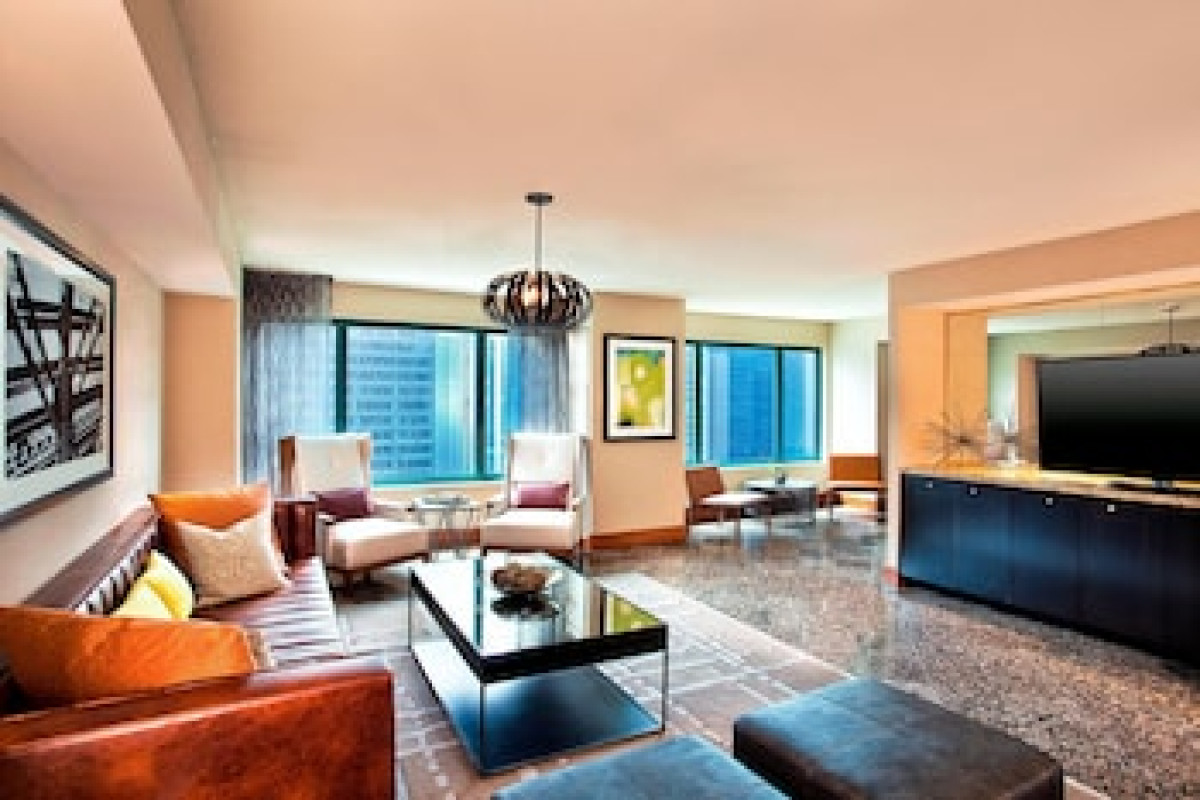 SHERATON GRAND CHICAGO RIVERWALK