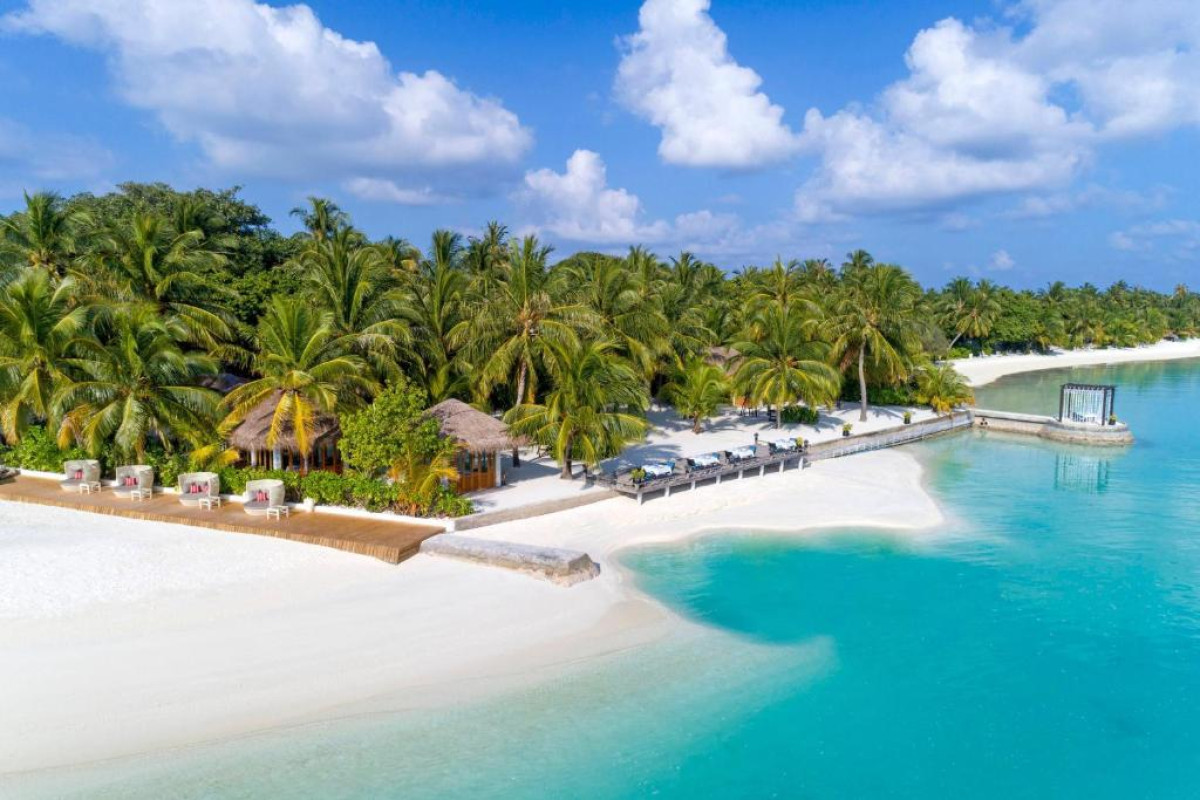 Sheraton Maldives Full Moon Resort & Spa