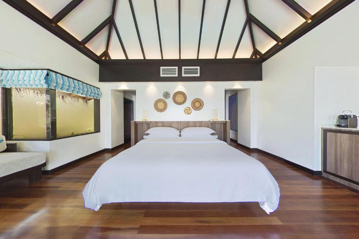Sheraton Maldives Full Moon Resort & Spa