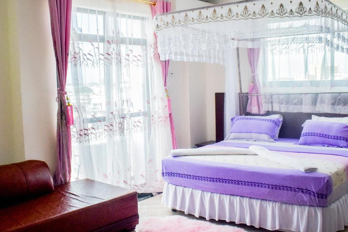 SHERATON REGENCY HOTEL