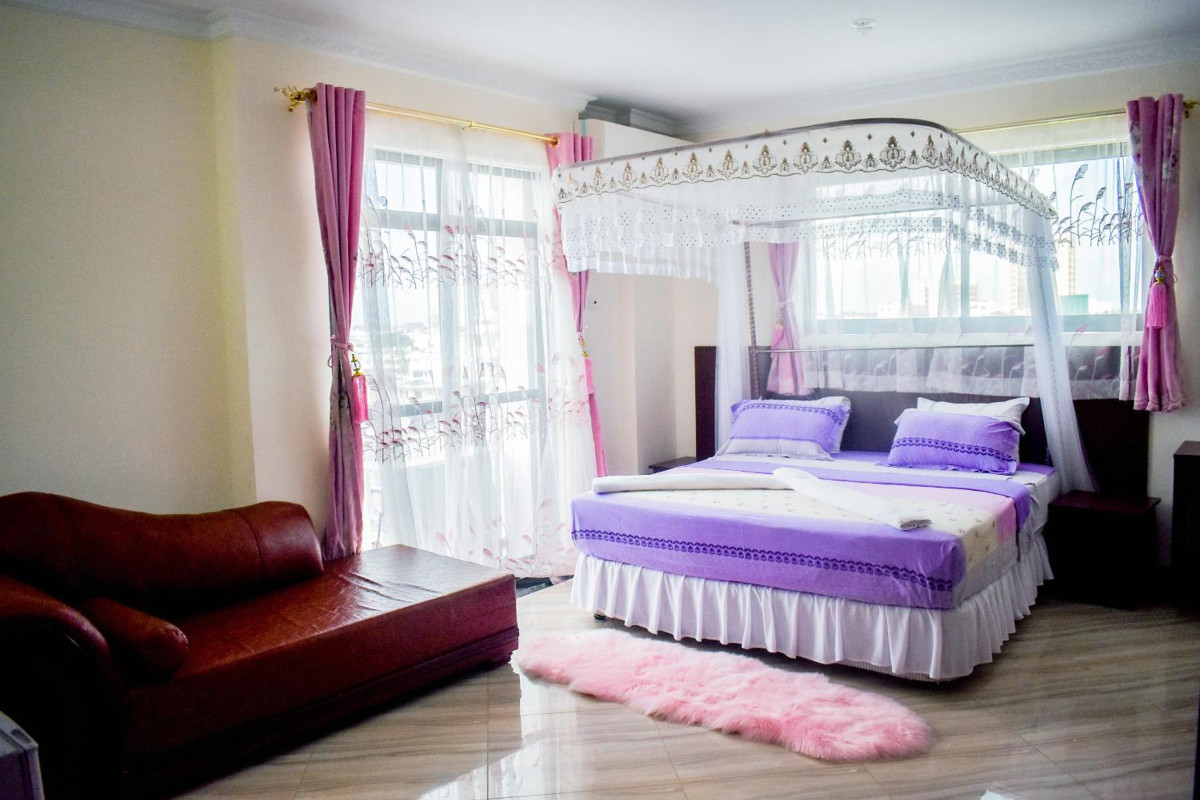 SHERATON REGENCY HOTEL