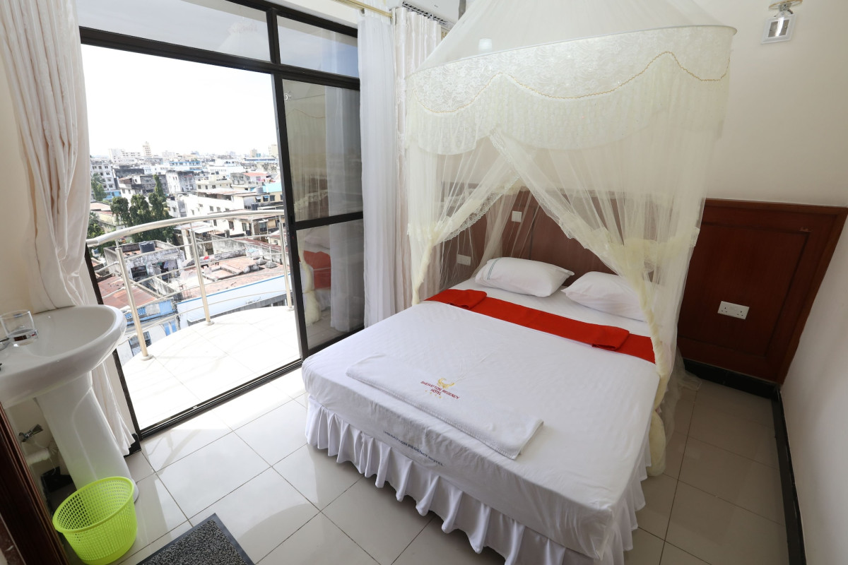 SHERATON REGENCY HOTEL