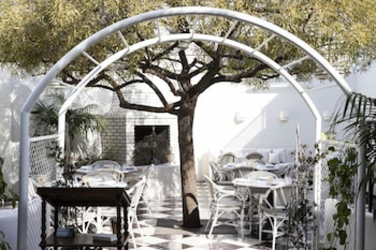 SHORT STORIES HOTEL