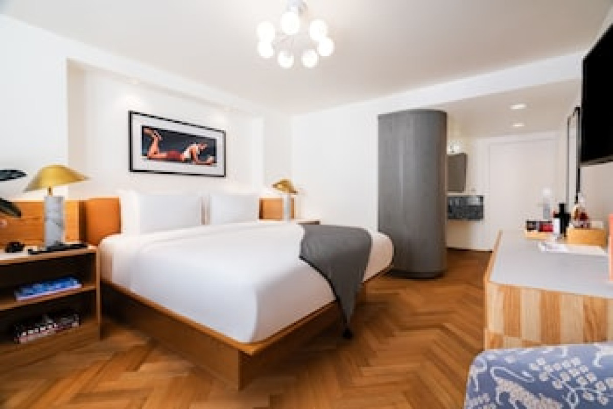 SHORT STORIES HOTEL