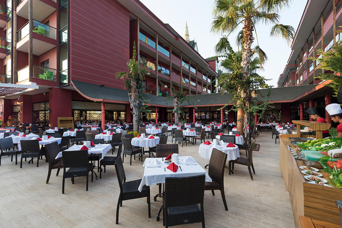 SIAM ELEGANCE HOTELS & SPA WINTER