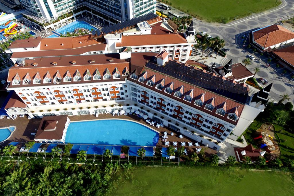 SIDE ROYAL PARADISE