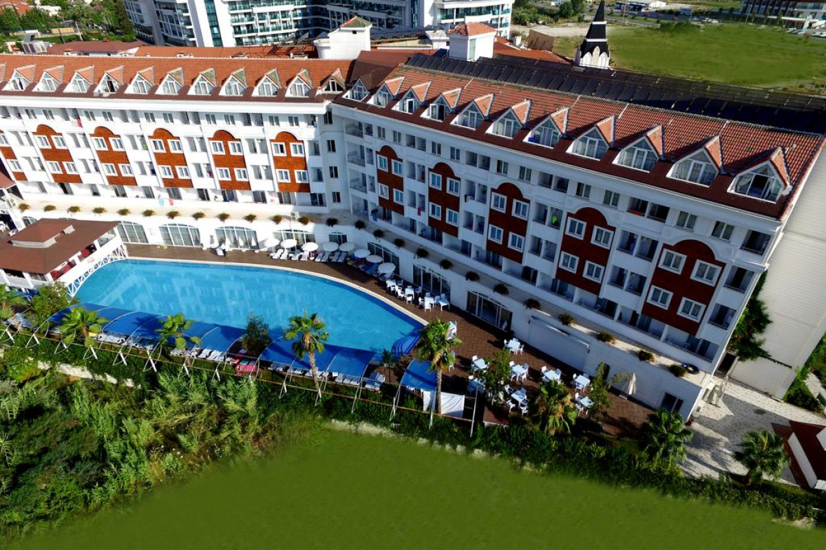 SIDE ROYAL PARADISE