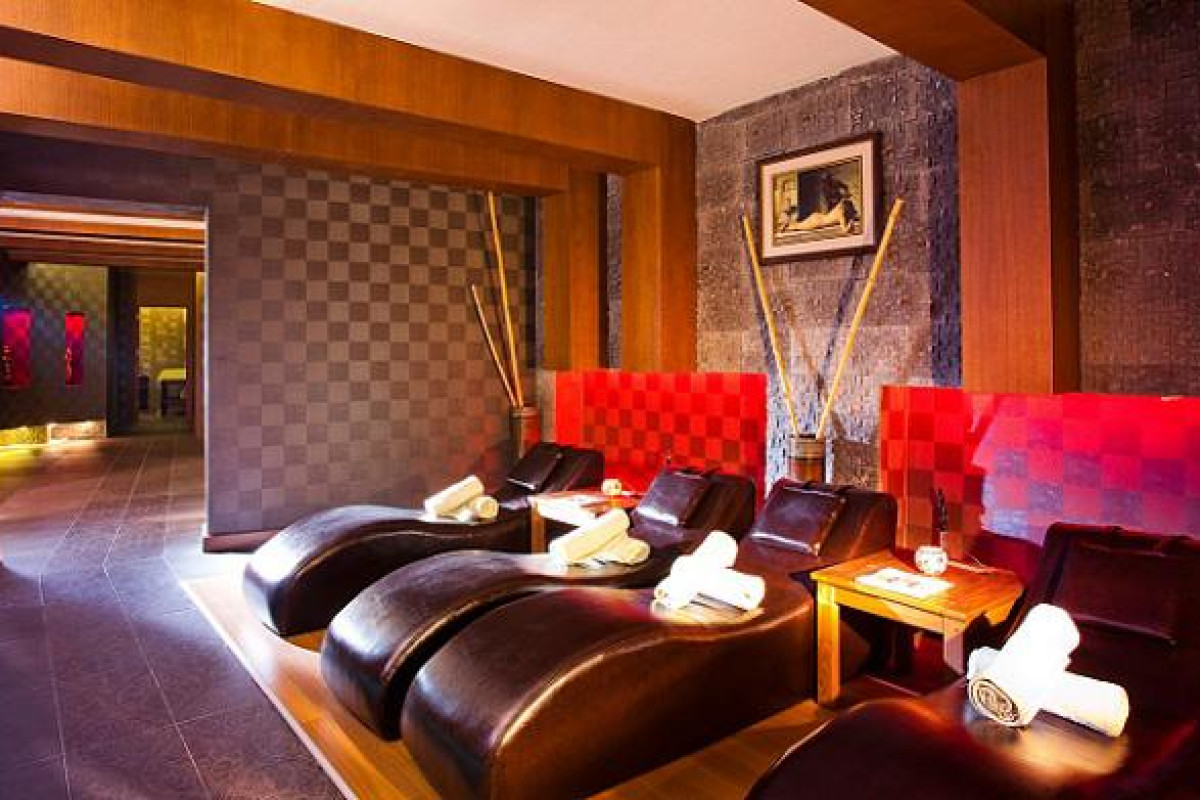 SUN SIDE FAMILY HOTEL
