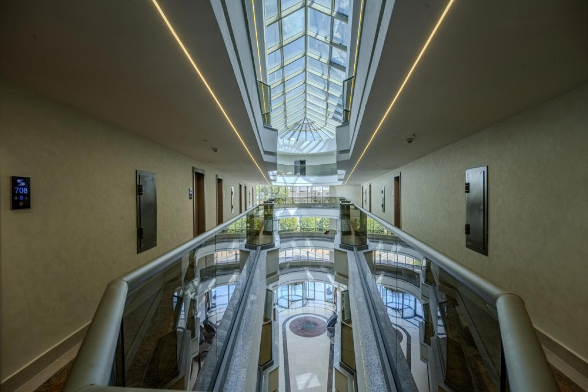SUN SIDE FAMILY HOTEL