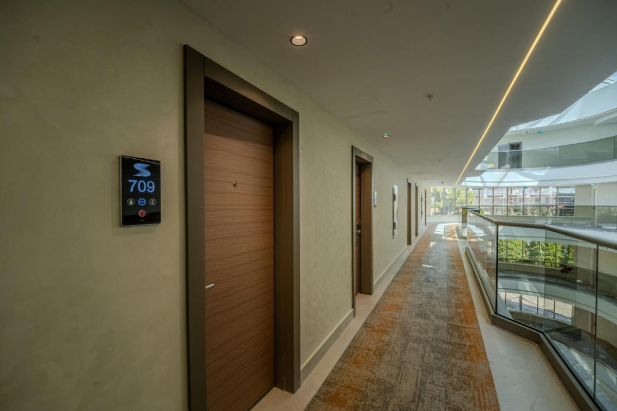 SUN SIDE FAMILY HOTEL