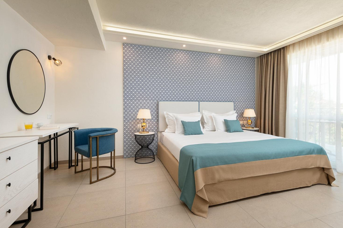 SIENA PREMIUM RETREAT
