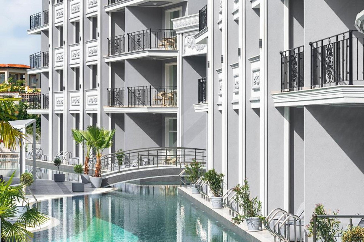 SIENA PREMIUM RETREAT