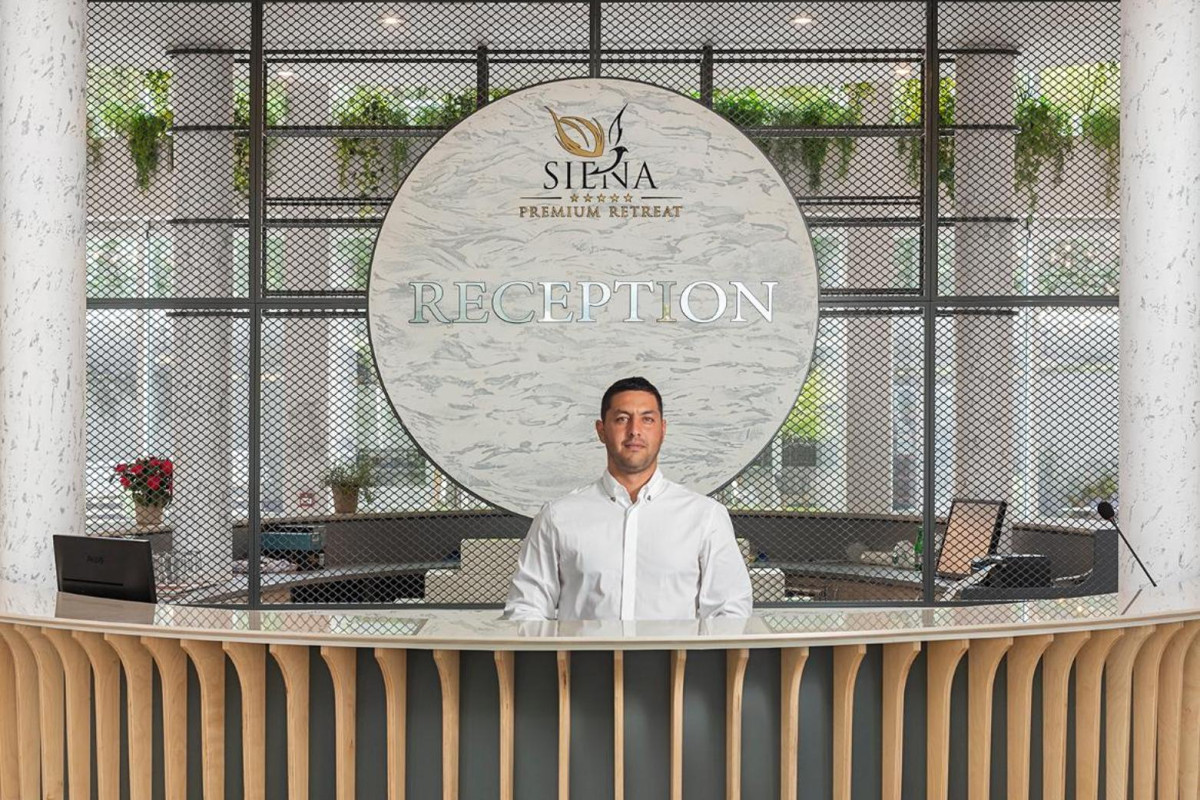SIENA PREMIUM RETREAT