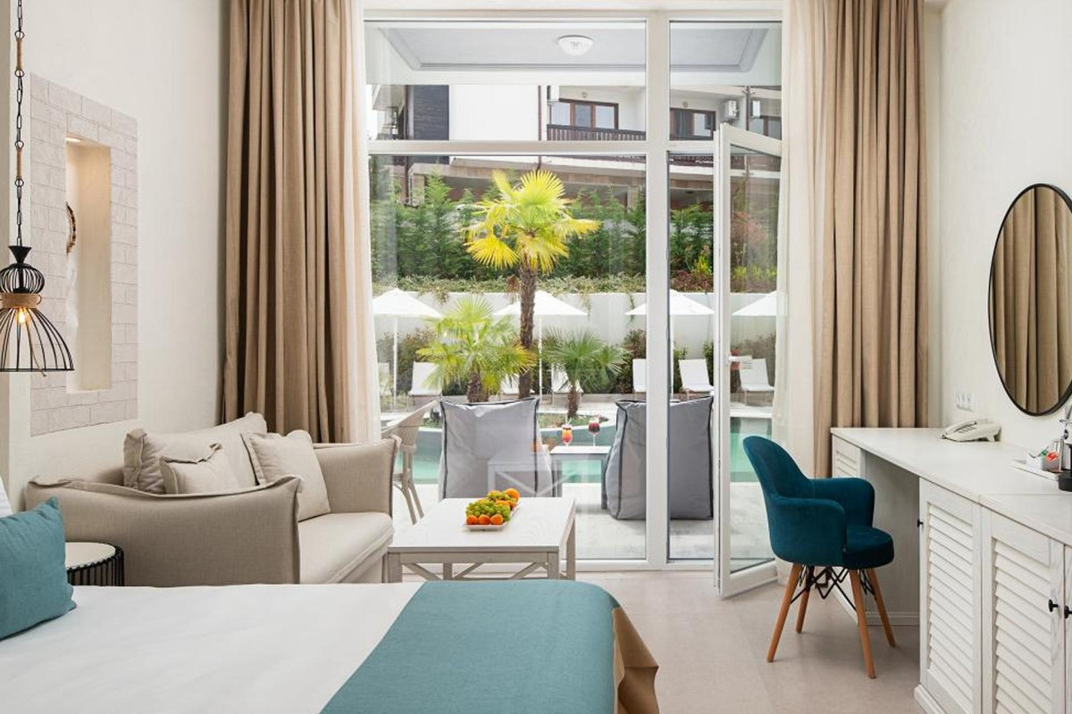 SIENA PREMIUM RETREAT