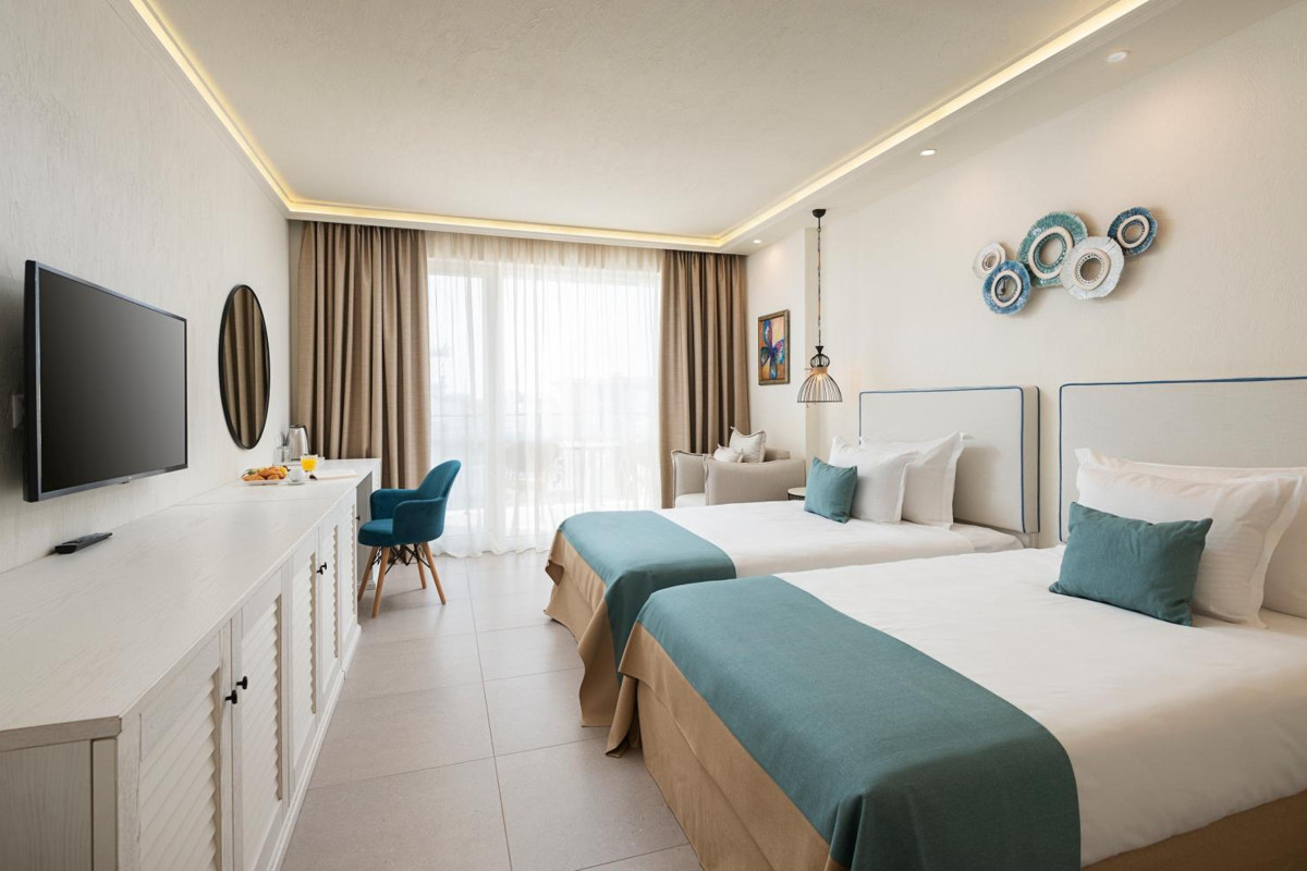 SIENA PREMIUM RETREAT