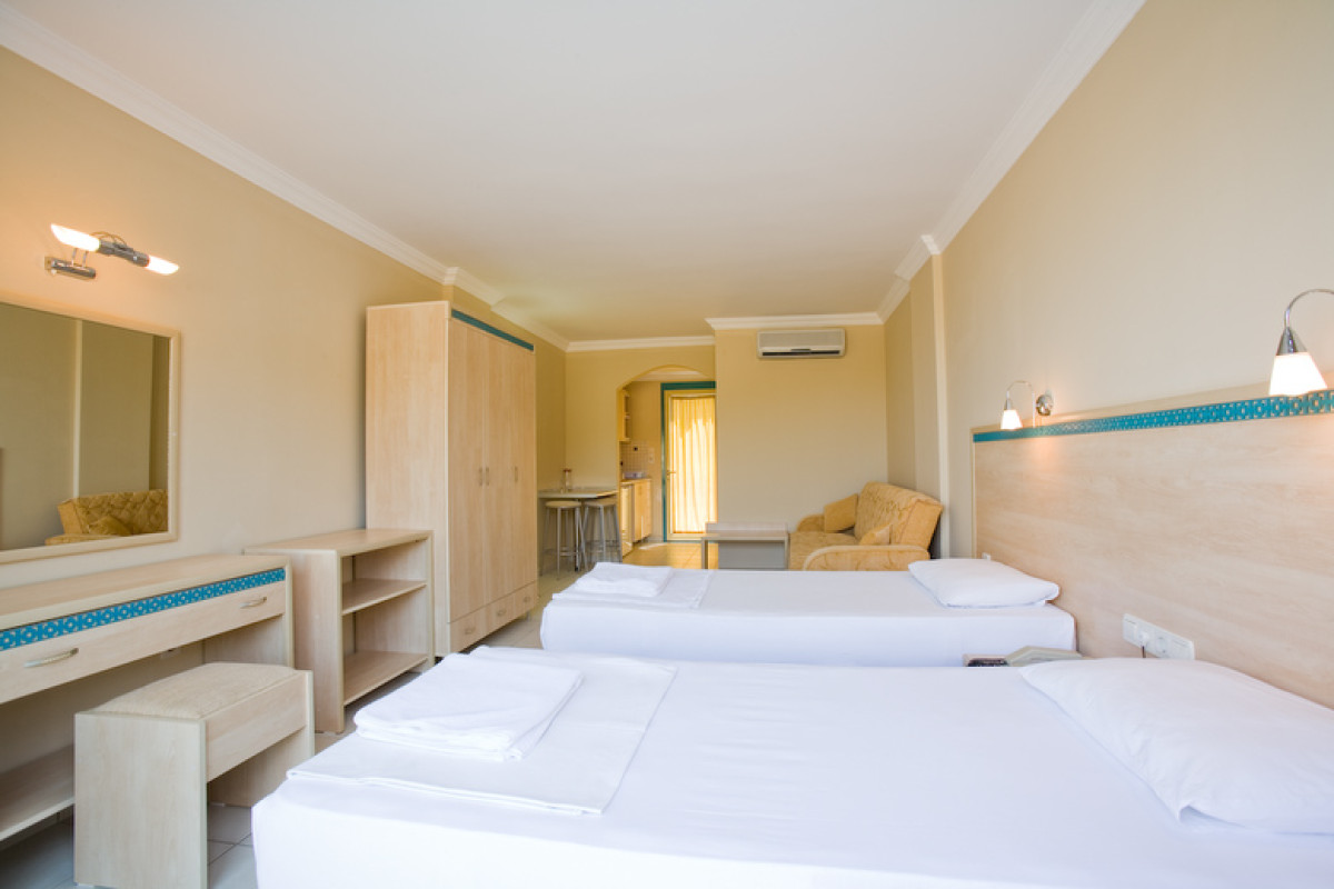 SIESTA BEACH HOTEL