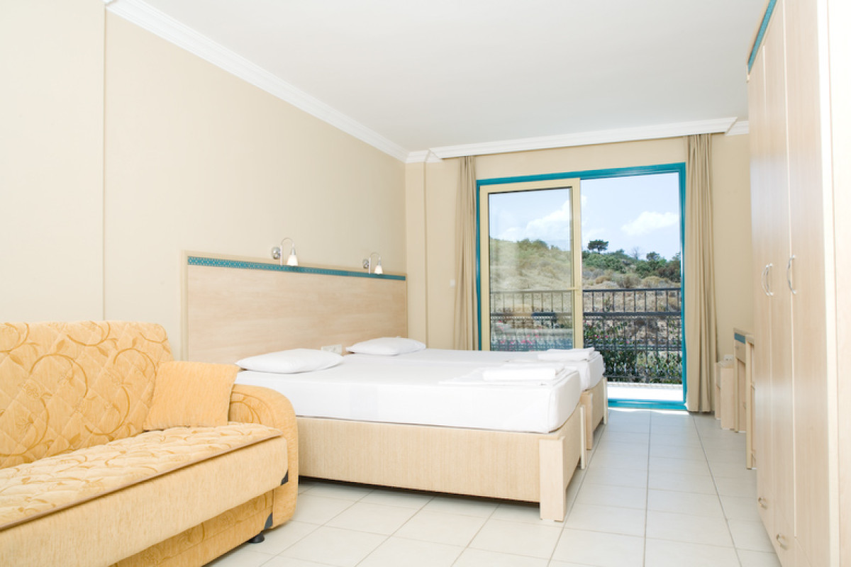 SIESTA BEACH HOTEL