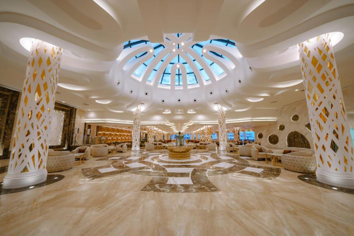 Sirena Beach Resort & Spa